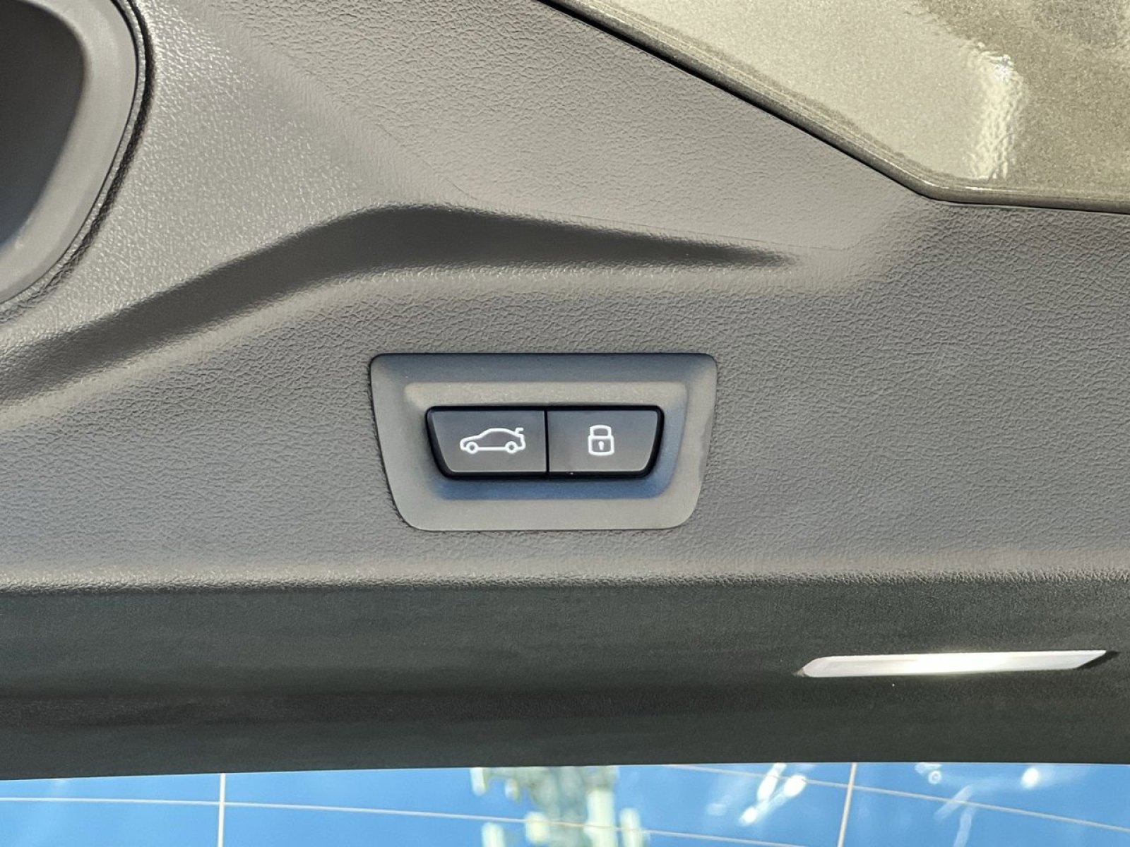 New 2026 BMW X5 M60i image 25