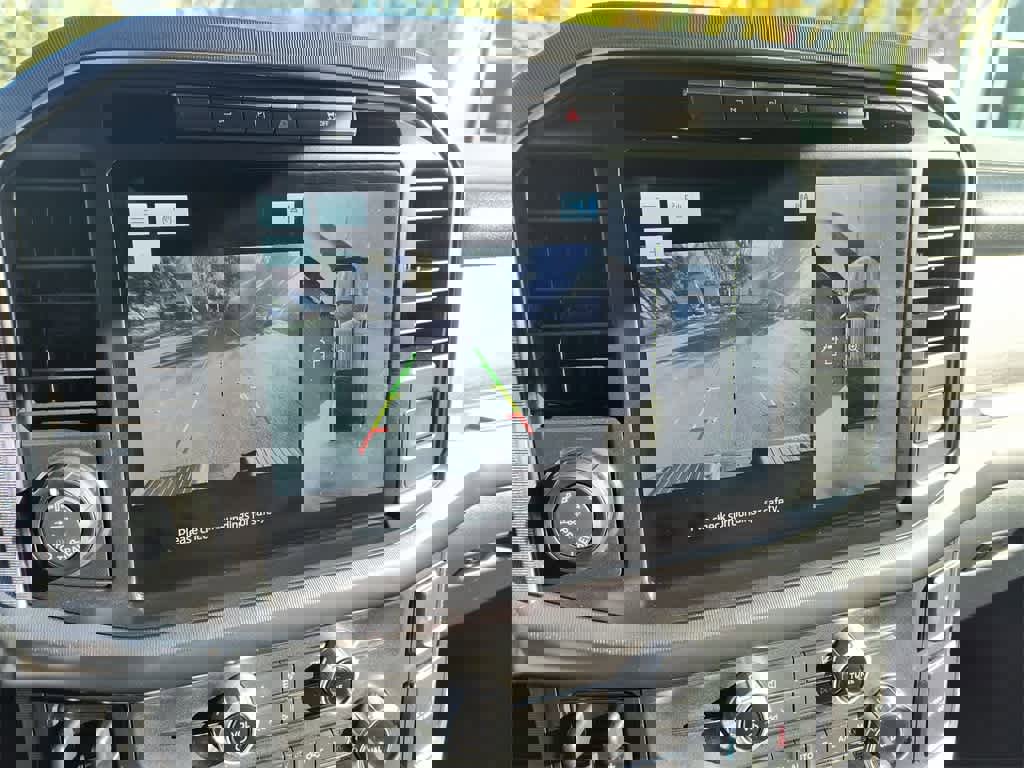 Used 2022 Ford F150 Platinum image 17