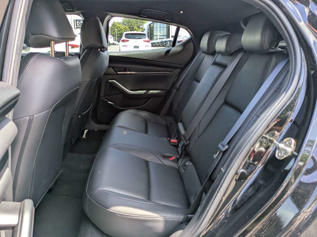 Used 2023 MAZDA MAZDA3 s FWD image 15
