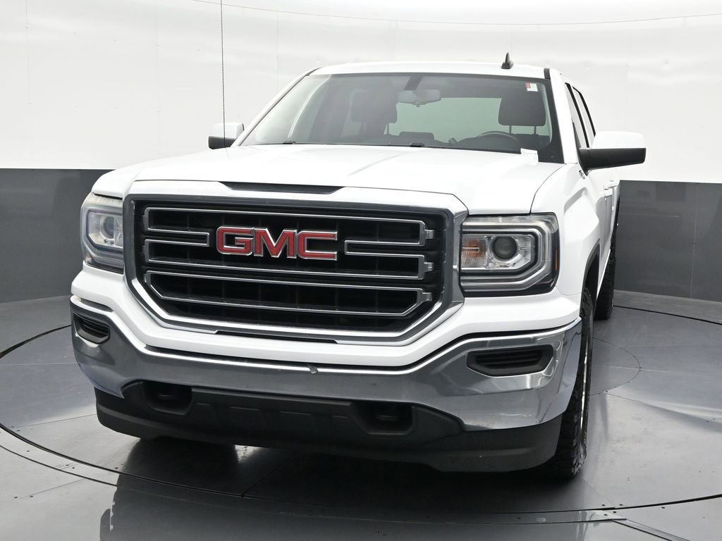 Used 2018 GMC Sierra 1500 SLE w/ Suspension Package, Off-Road image 9