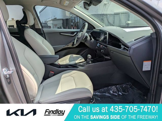 Certified 2025 Kia Niro EX Touring FWD image 33