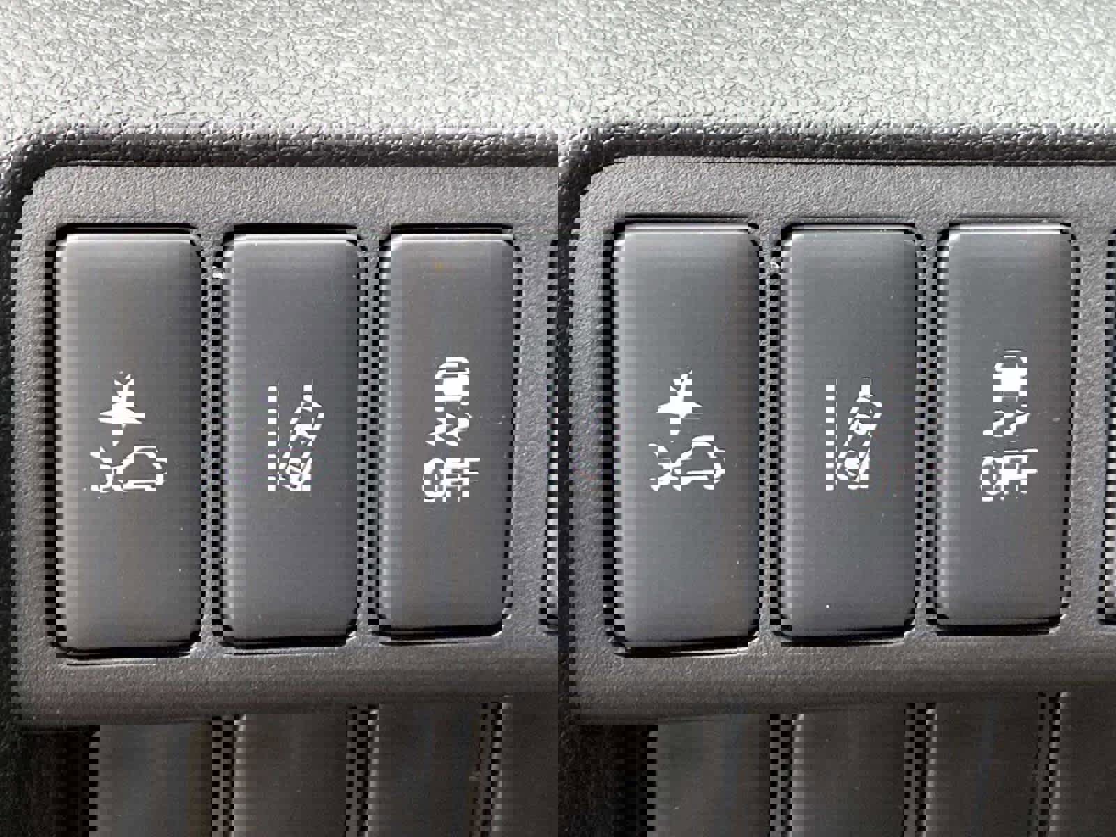 Used 2024 Mitsubishi Eclipse Cross LE image 21