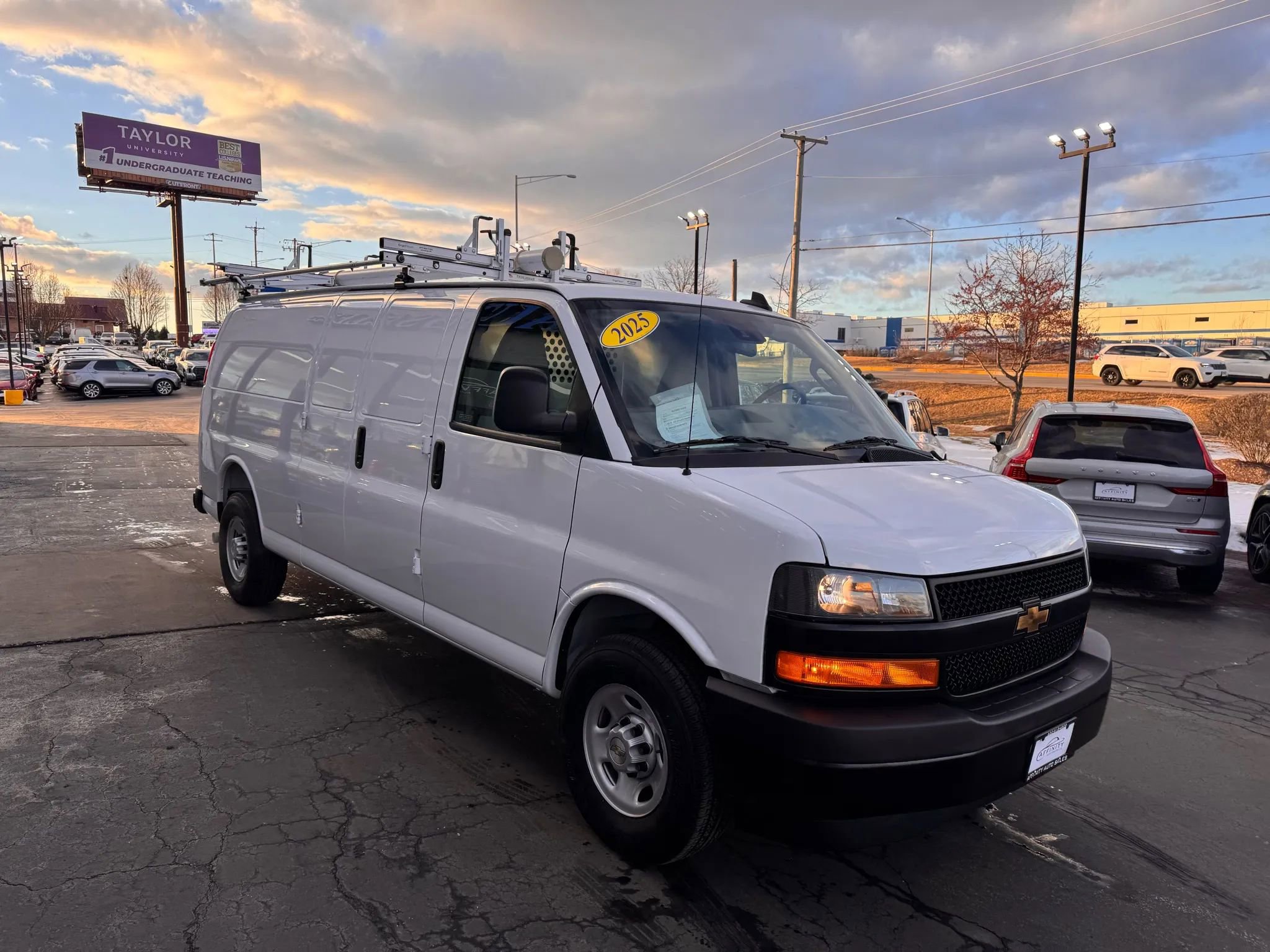 Used 2025 Chevrolet Express 2500 Extended w/ Communications Package RWD image 7