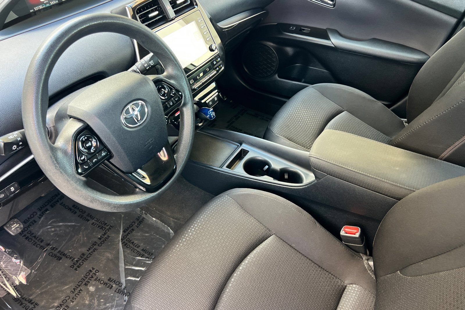 Certified 2022 Toyota Prius LE FWD image 10