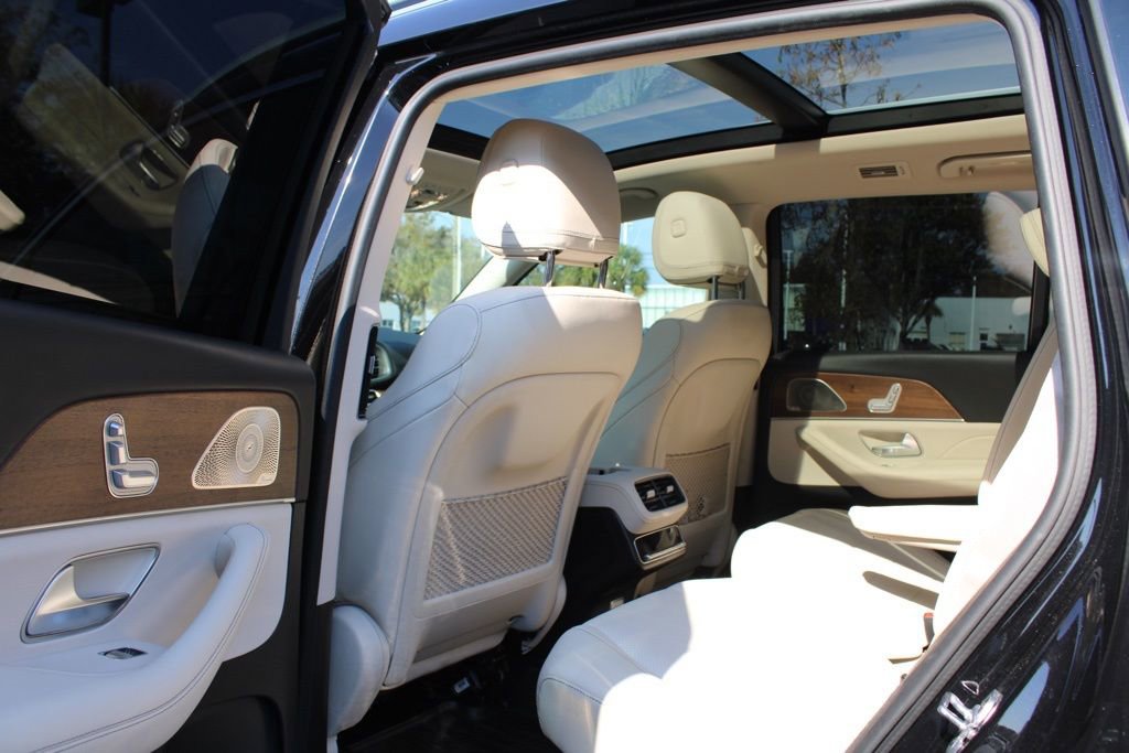Certified 2023 Mercedes-Benz GLS 450 4MATIC image 30