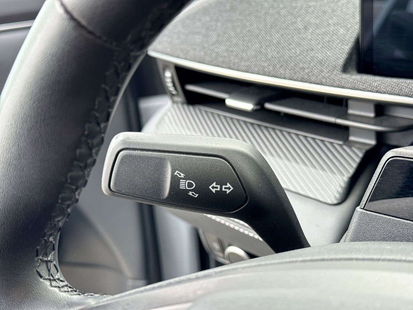 Used 2022 Ford Mustang Mach-E Premium image 27