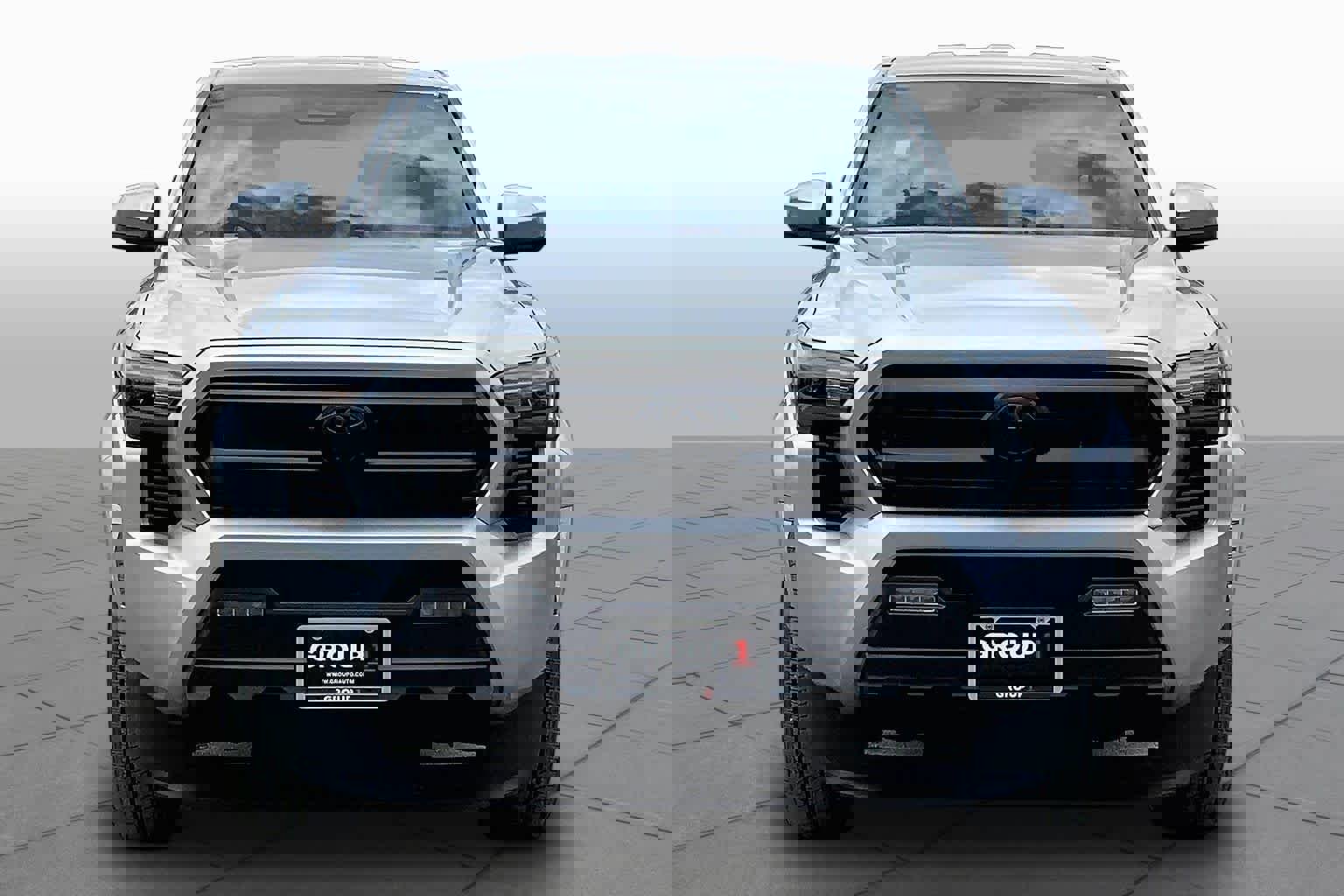 Used 2025 Toyota Tacoma SR5 image 4