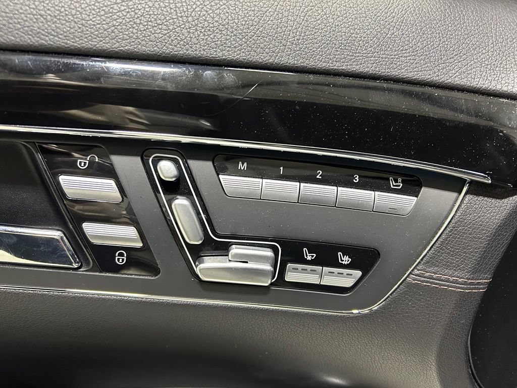 Used 2013 Mercedes-Benz S 63 AMG image 13