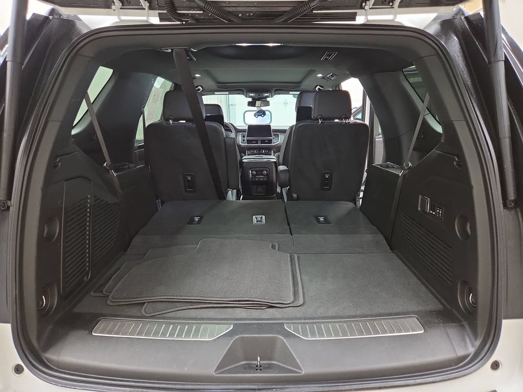 Certified 2024 Chevrolet Tahoe RST w/ Luxury Package AWD/4WD image 9