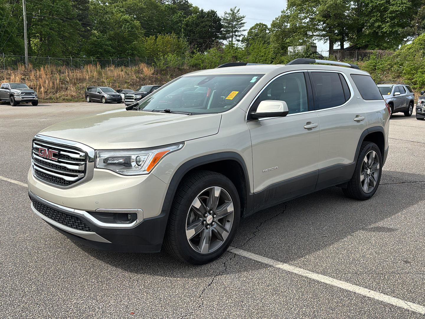 Used 2017 GMC Acadia SLT