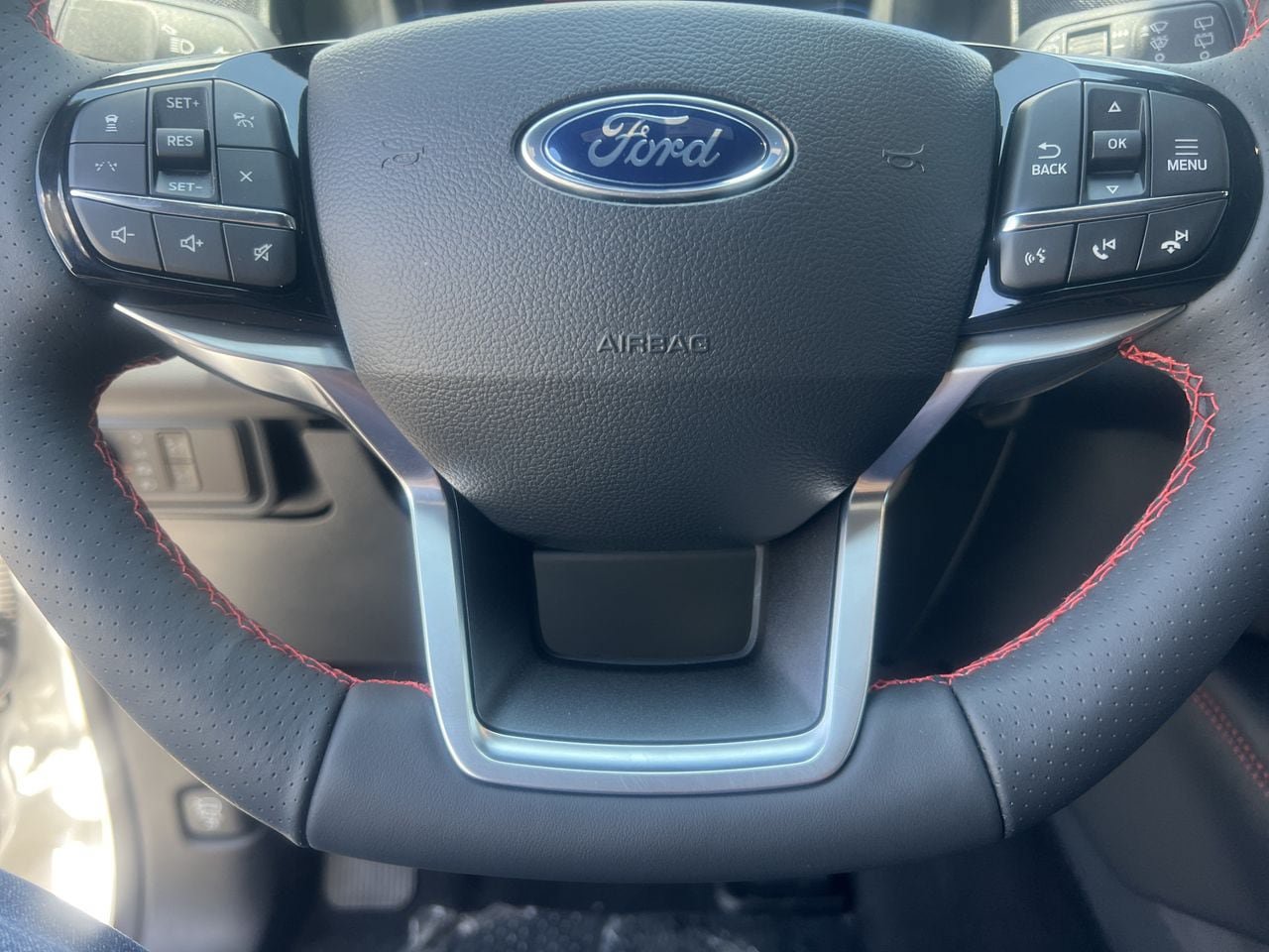 New 2026 Ford Explorer ST-Line w/ Premium Package RWD image 9