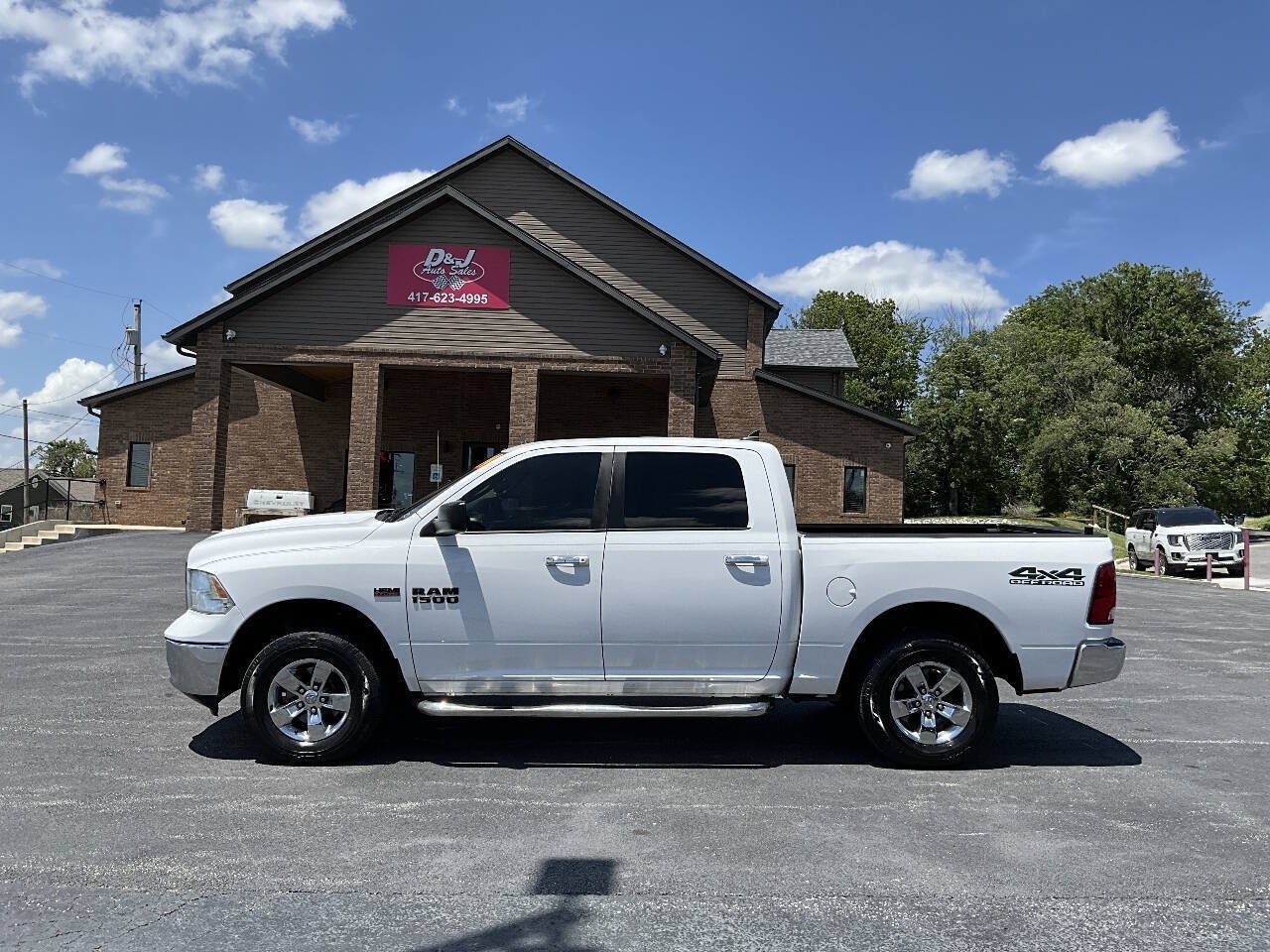 Used 2014 RAM 1500 Classic SLT w/ Remote Start & Security Group AWD/4WD image 3