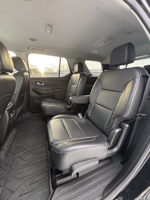 Used 2019 Chevrolet Traverse Premier w/ LPO, Blackout Package image 12