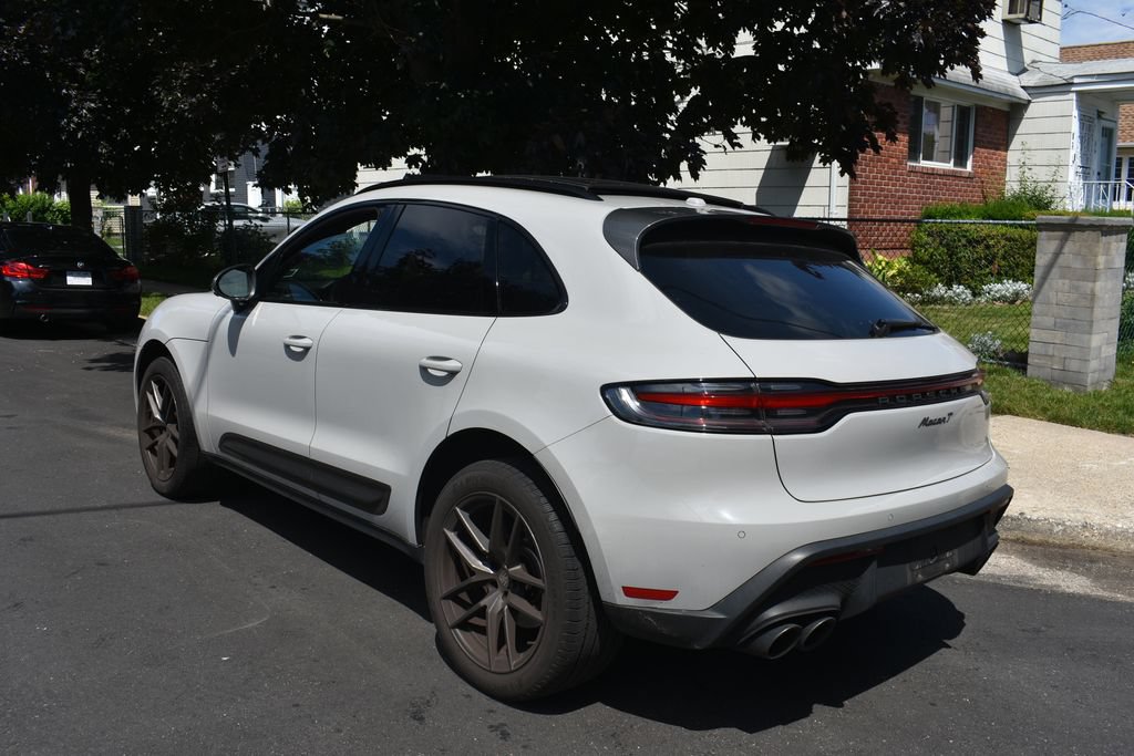 Used 2023 Porsche Macan Turbo AWD/4WD image 8