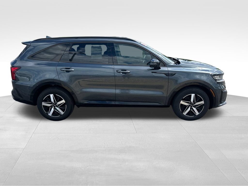 Used 2023 Kia Sorento EX w/ Panoramic Sunroof Package FWD image 7