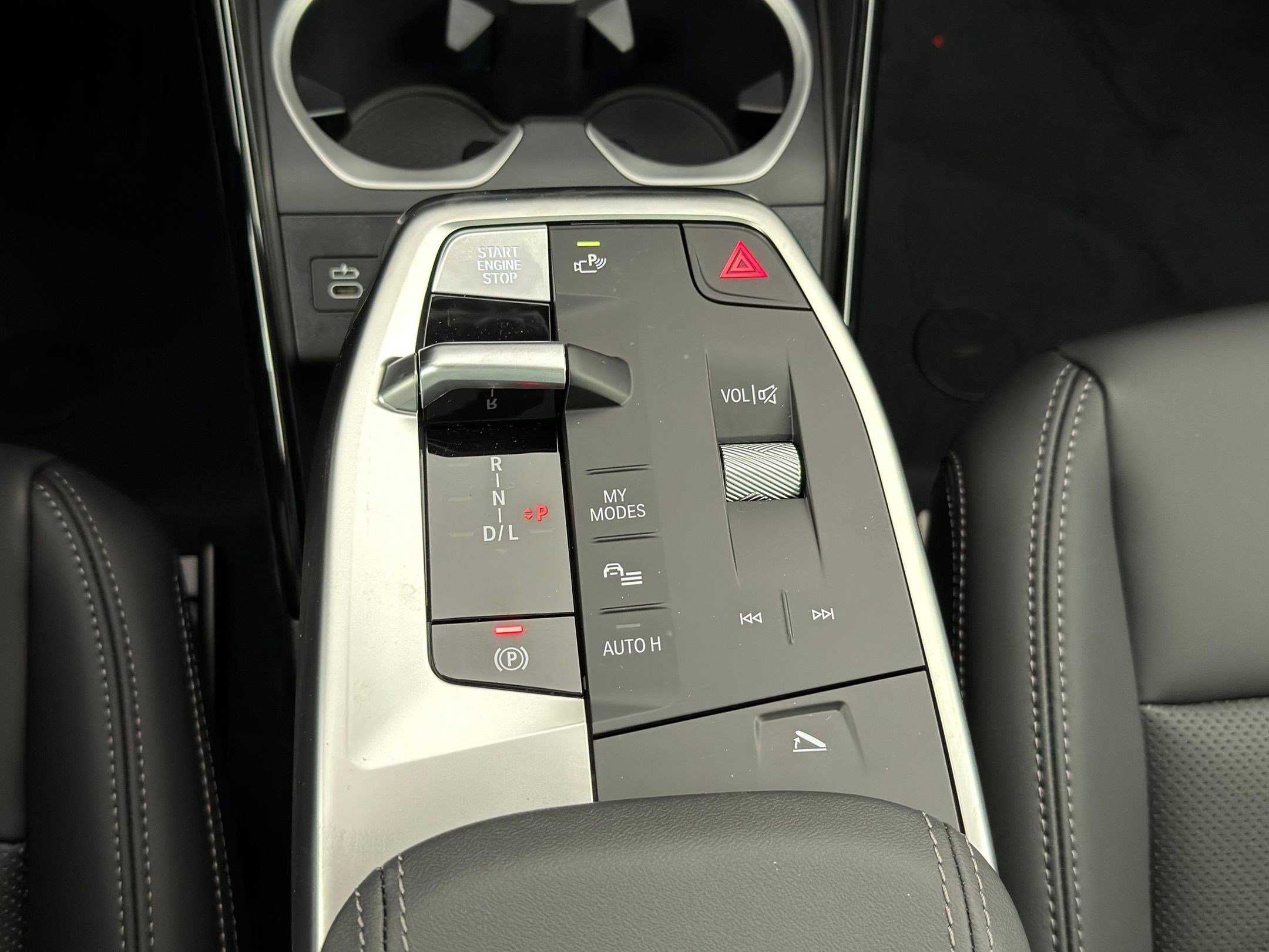 Used 2026 BMW X1 xDrive28i w/ Technology Package image 15