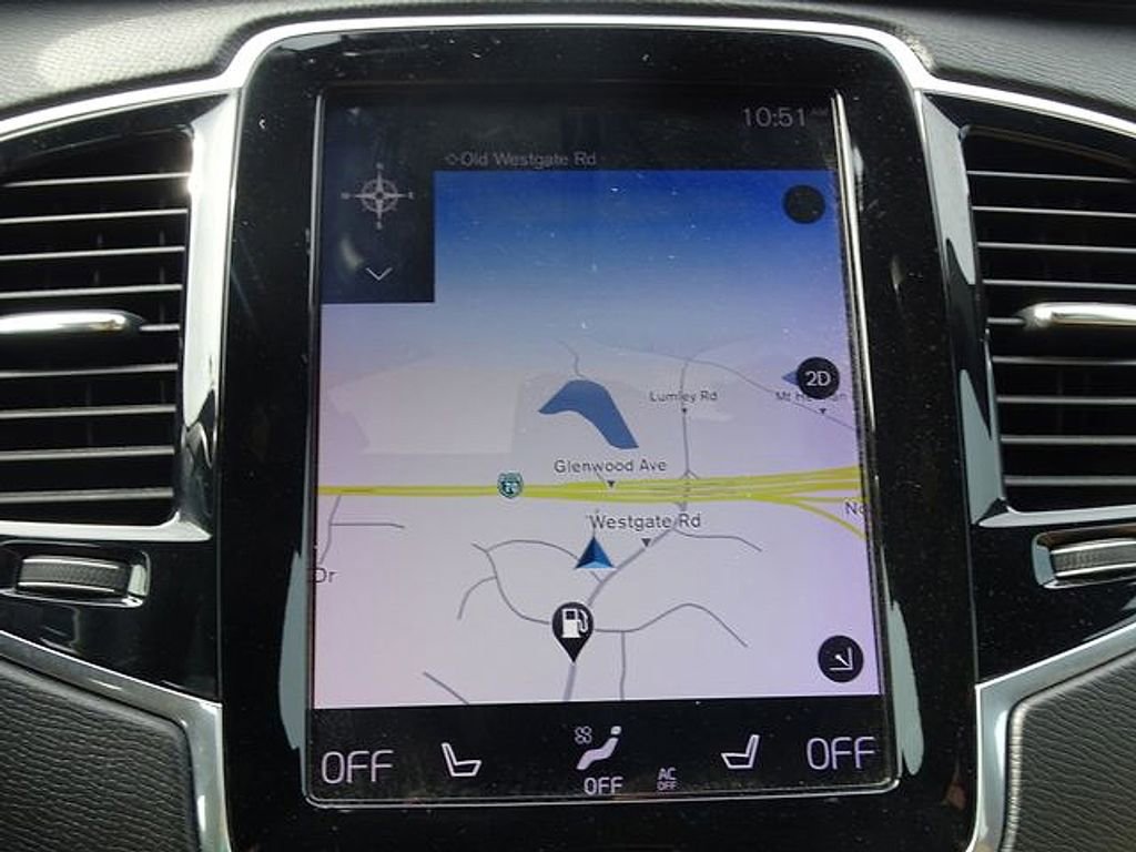 Used 2018 Volvo XC90 T6 Momentum w/ Convenience Package image 8