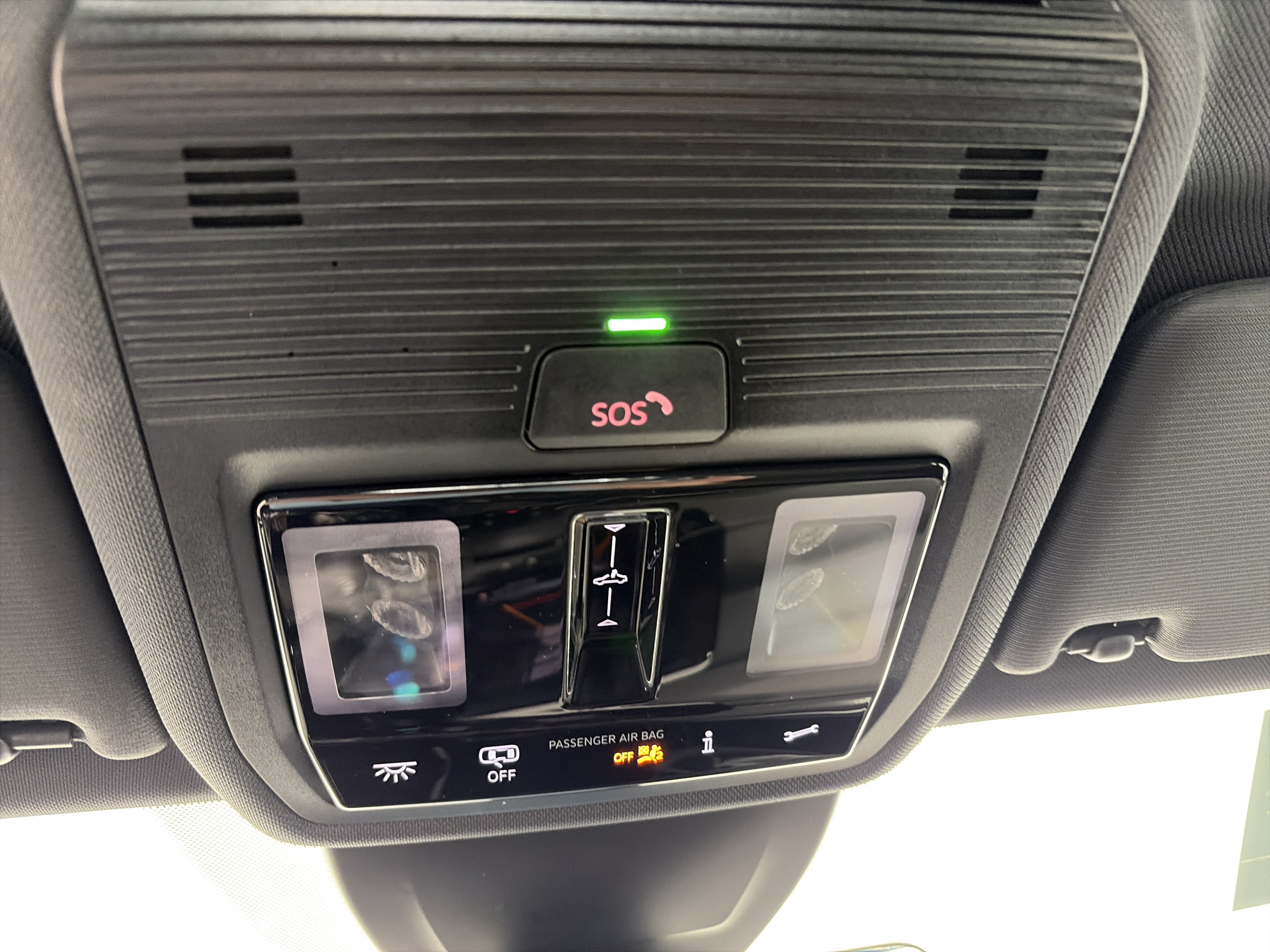 Used 2024 Volkswagen GTI SE FWD image 36