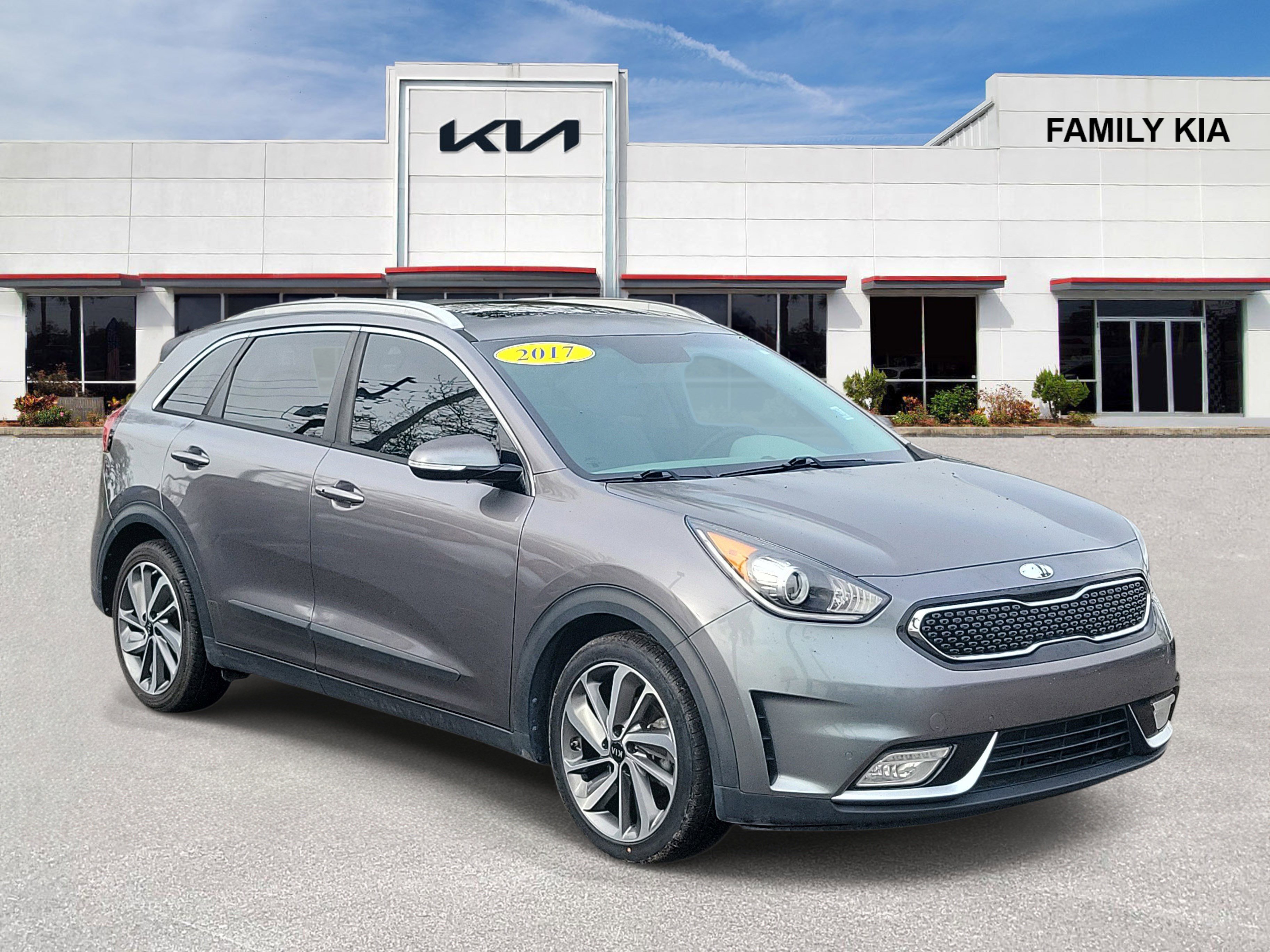 Used 2017 Kia Niro Touring