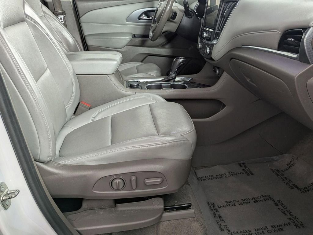 Used 2018 Chevrolet Traverse Premier image 34