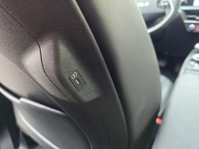 Used 2024 Kia EV6 Light image 29