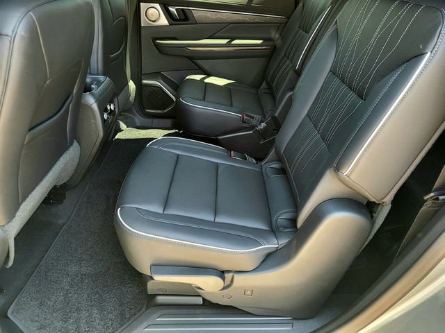 New 2026 Buick Enclave Avenir w/ Super Cruise Package FWD image 11