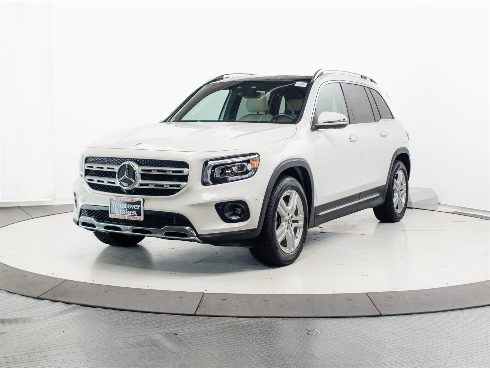Used 2021 Mercedes-Benz GLB 250 4MATIC video 3
