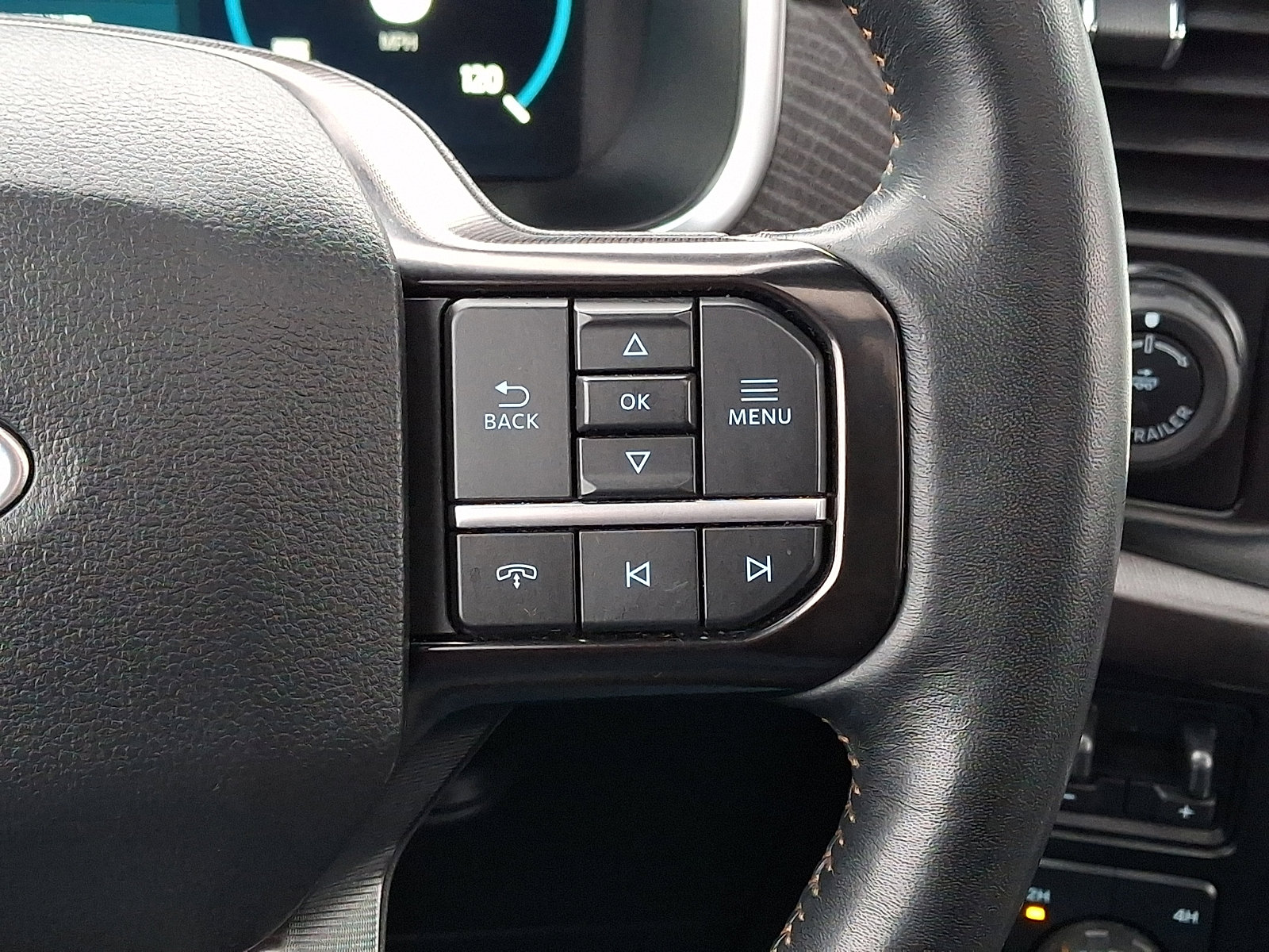 Certified 2023 Ford F150 Platinum w/ Equipment Group 701A High image 25