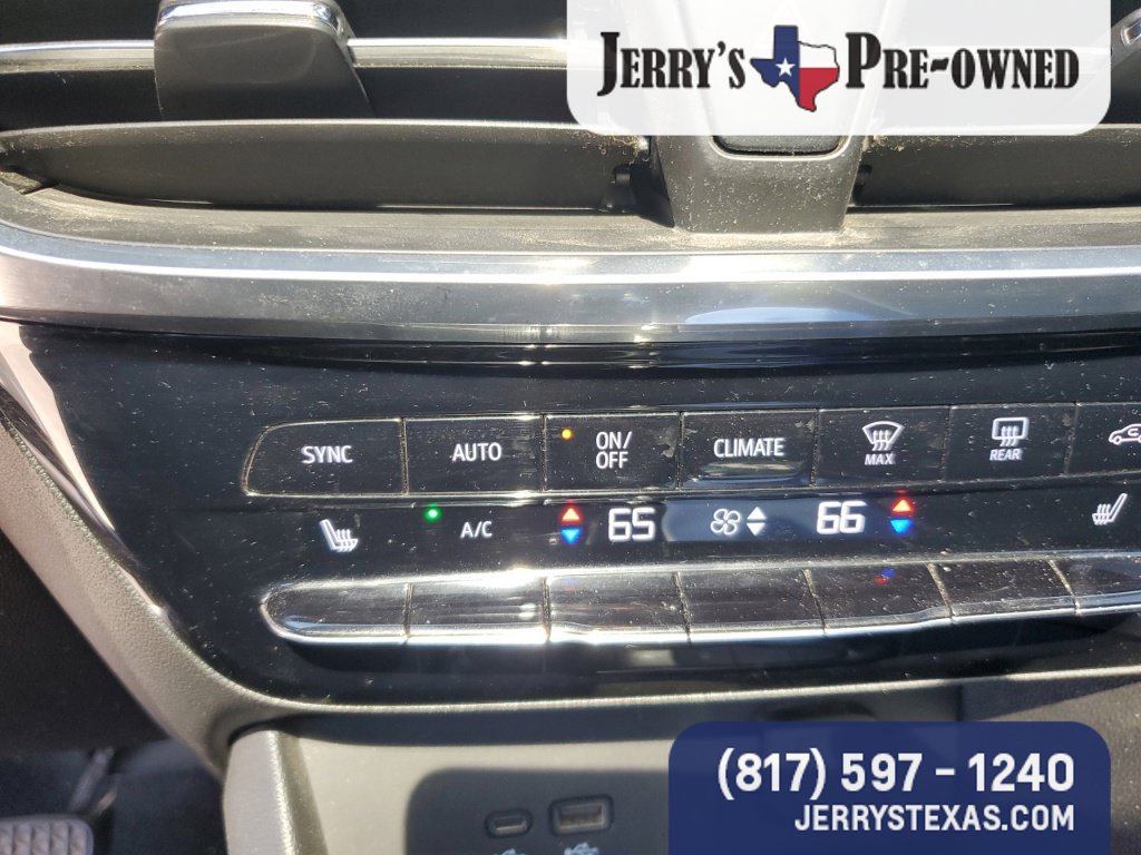 Used 2024 Buick Encore GX Avenir w/ Avenir Convenience Package FWD image 10