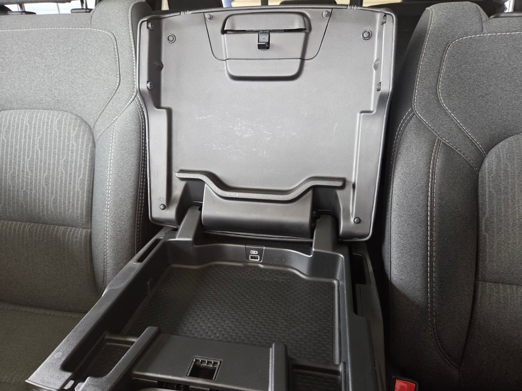 Used 2020 RAM 1500 Big Horn AWD/4WD image 30