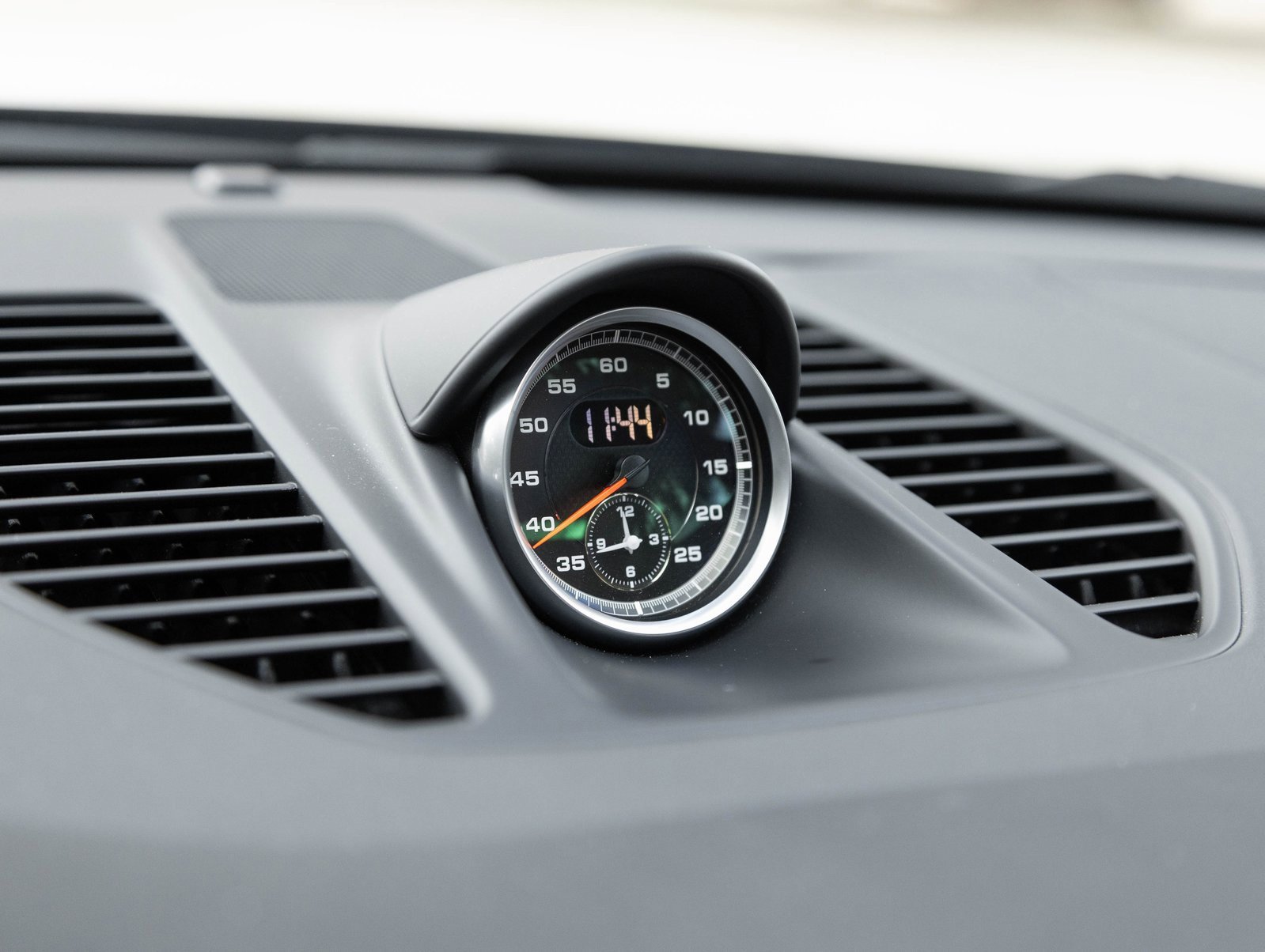 Used 2015 Porsche 911 Turbo image 26