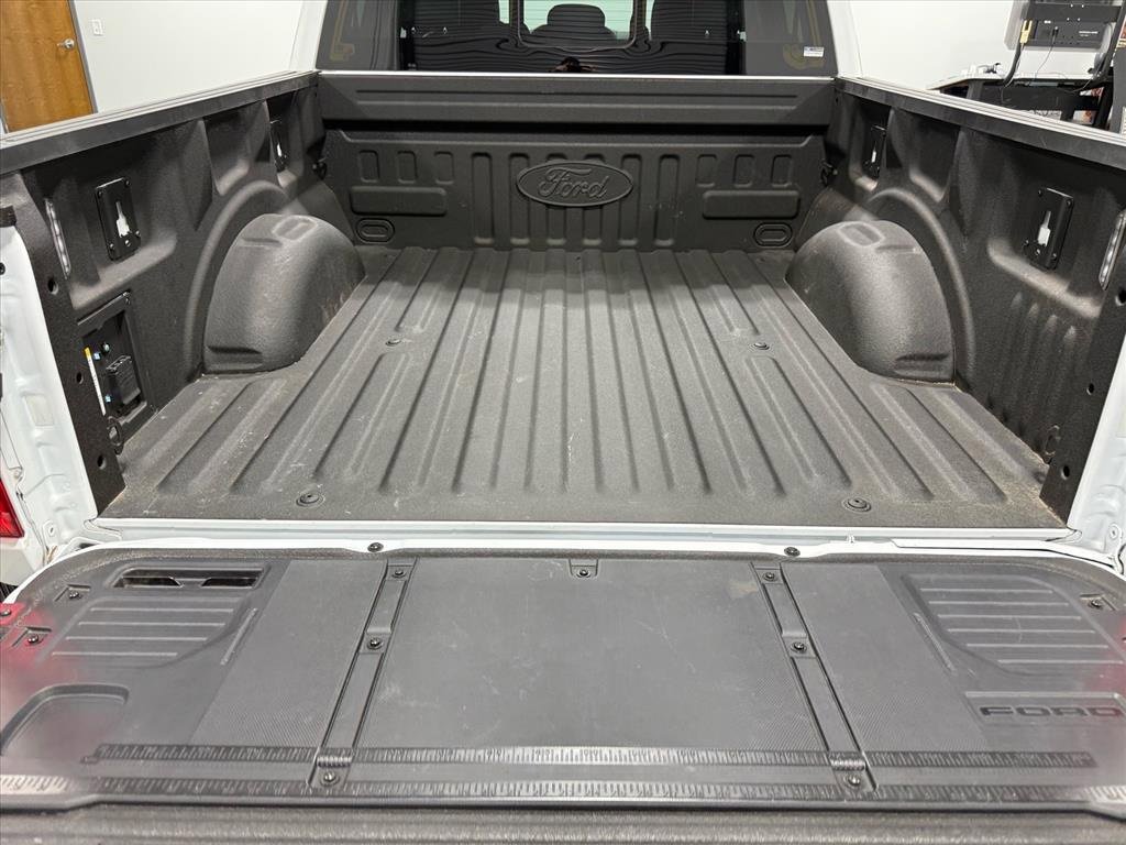 Used 2022 Ford F150 XLT w/ Equipment Group 302A High image 16