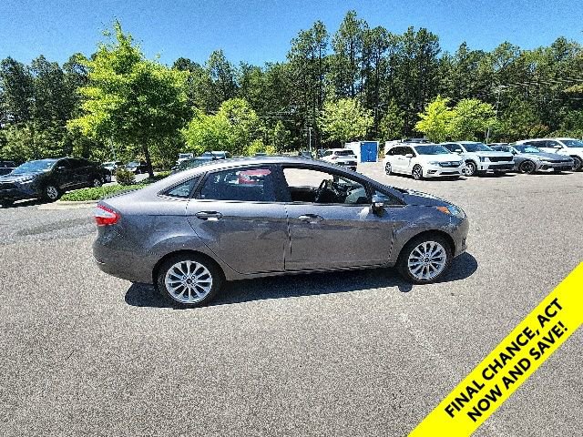 Used 2014 Ford Fiesta SE w/ Equipment Group 201A FWD image 16