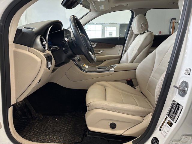 Certified 2021 Mercedes-Benz GLC 300 4MATIC image 10