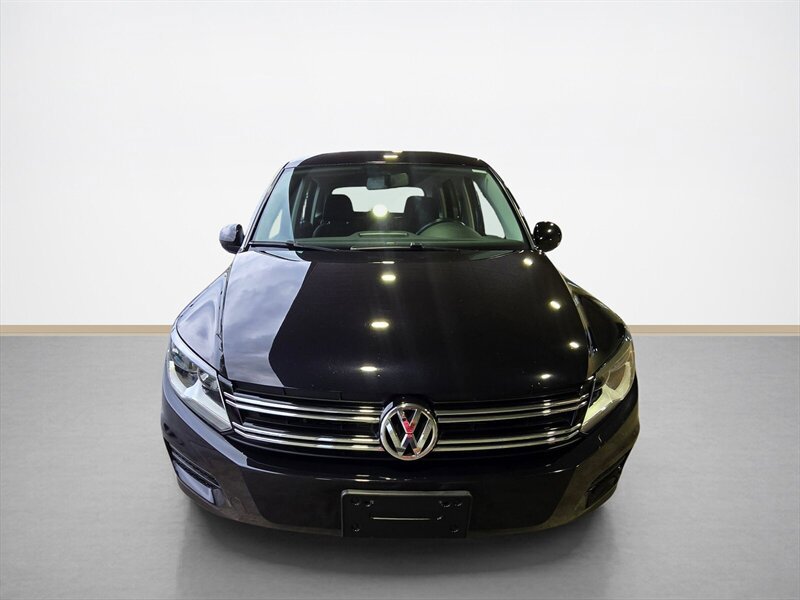 Used 2014 Volkswagen Tiguan S FWD image 9