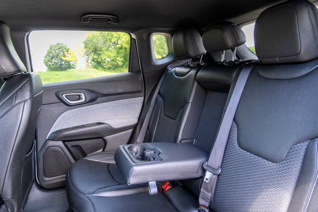 Used 2024 Jeep Compass Latitude AWD/4WD image 37