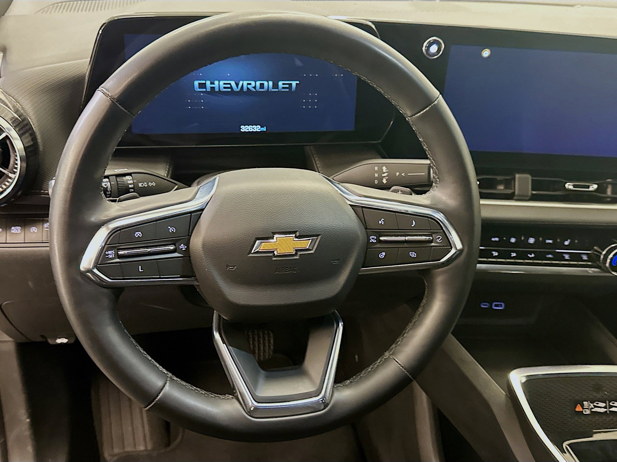 Used 2025 Chevrolet Equinox LT w/ Convenience Package II AWD/4WD image 18