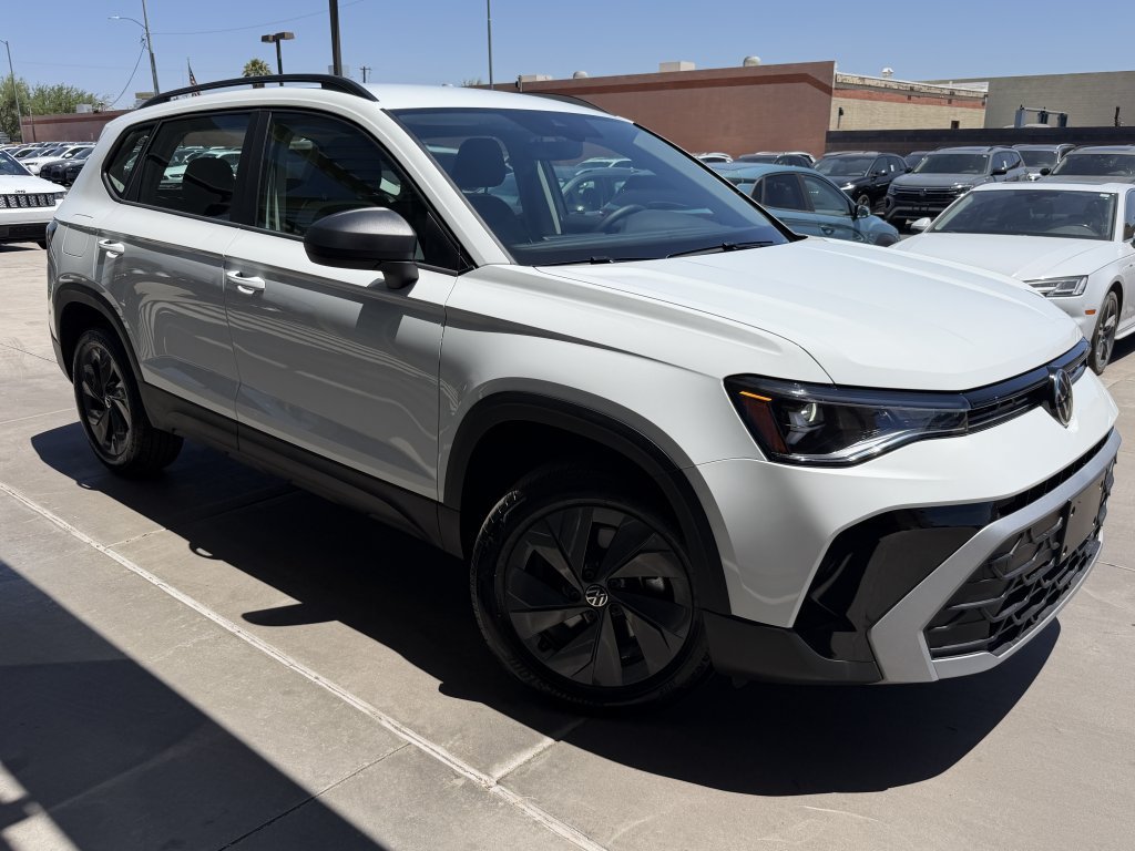 Used 2026 Volkswagen Taos S FWD image 6