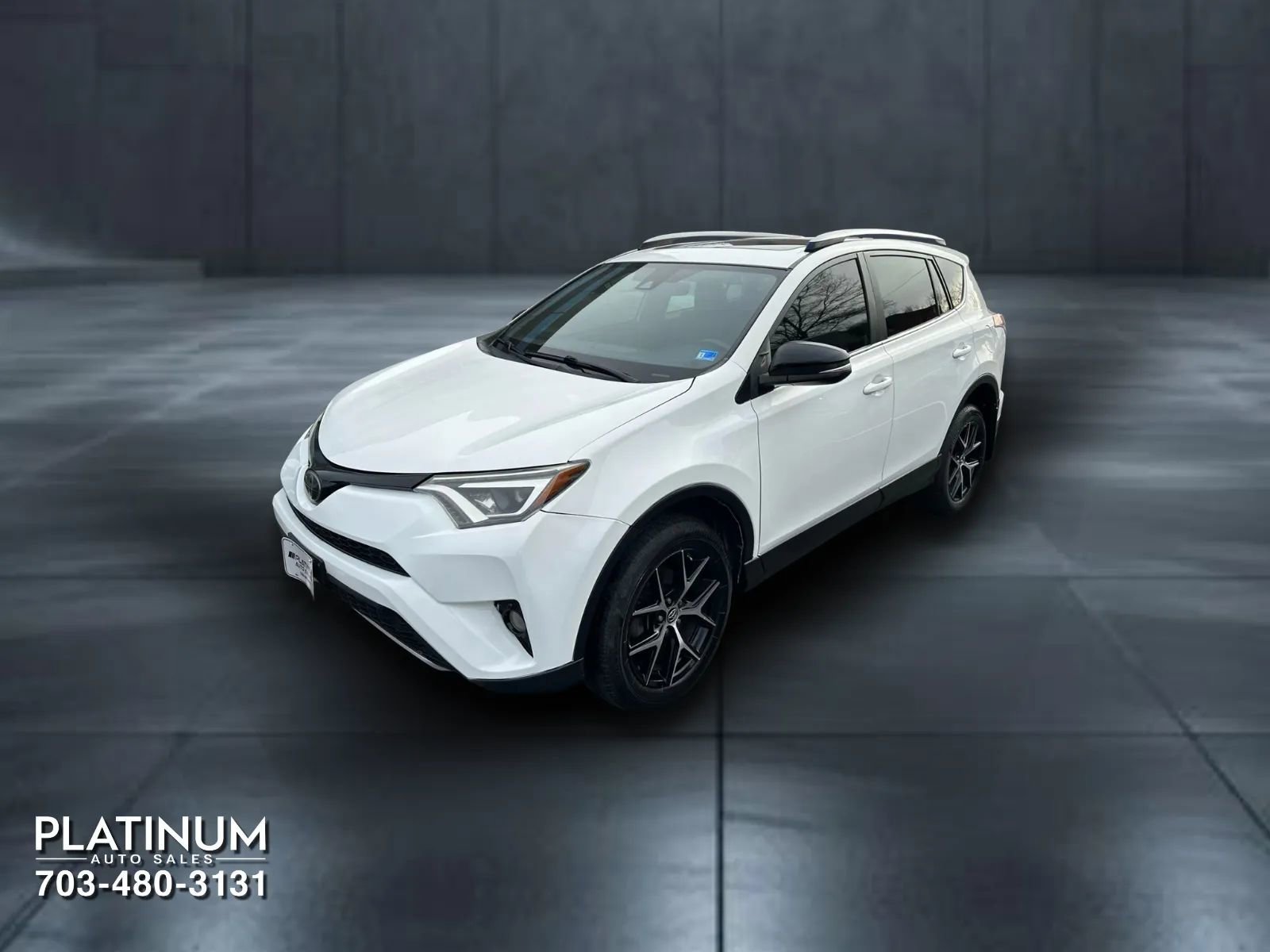 Used 2018 Toyota RAV4 SE w/ Power Extra Value Package image 6