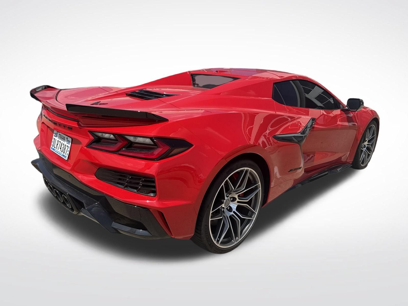 Used 2024 Chevrolet Corvette Z06 RWD image 8