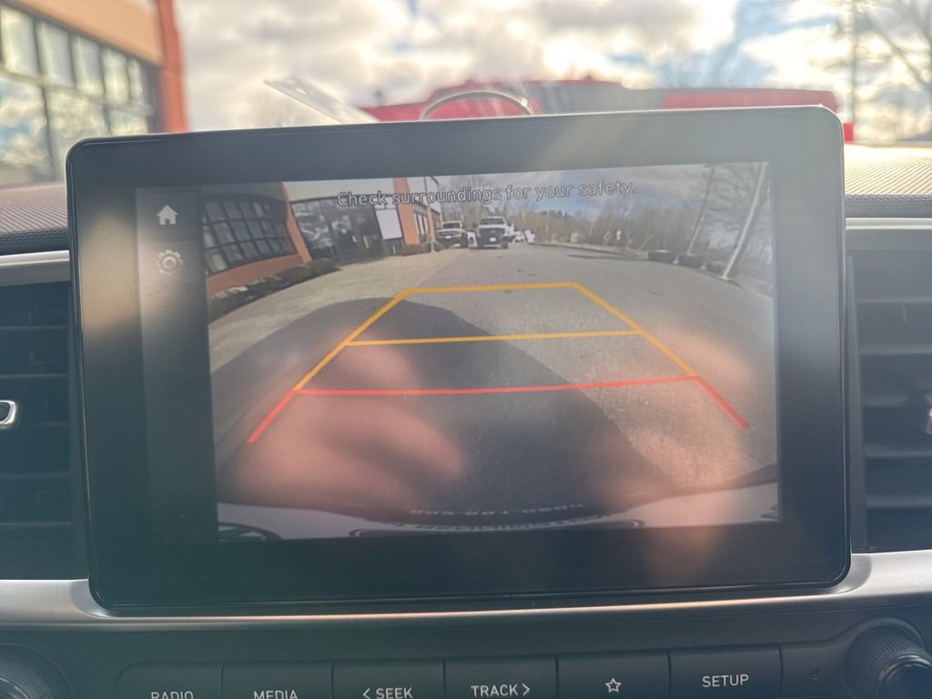 Used 2025 Hyundai Venue SEL image 38