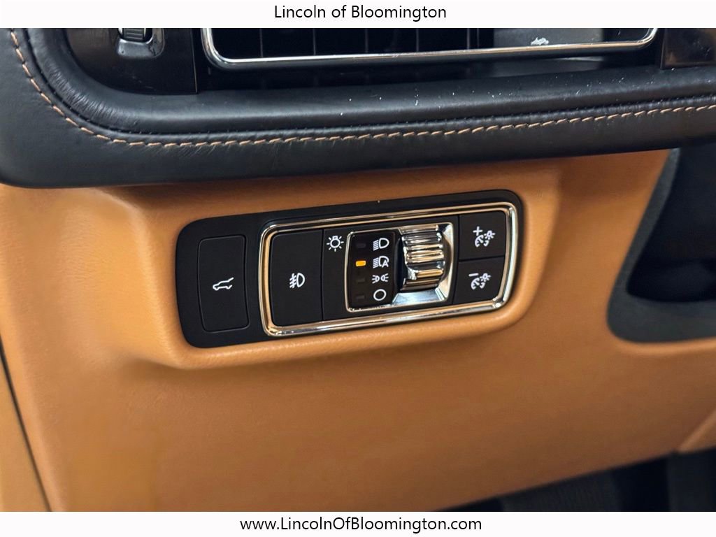 Certified 2023 Lincoln Aviator Black Label w/ Jet Package image 25