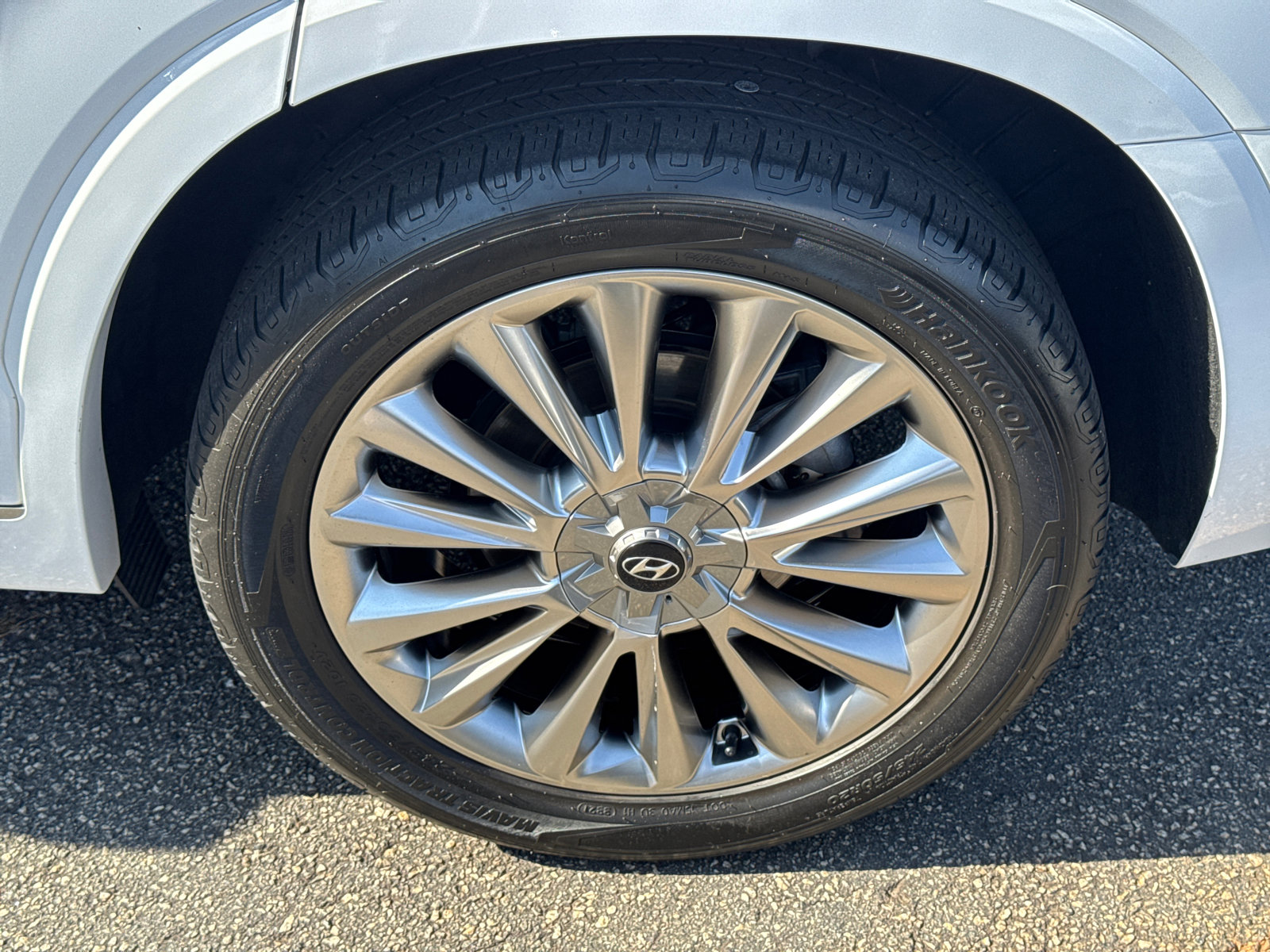 Used 2020 Hyundai Palisade Limited image 19