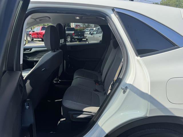 Used 2022 Ford Escape SE image 7