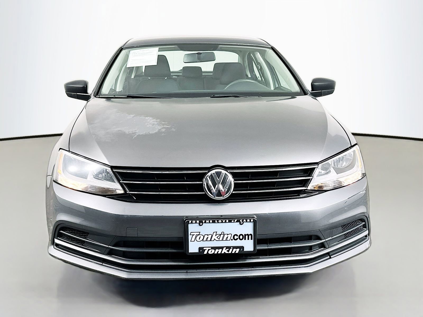 Used 2015 Volkswagen Jetta S image 2