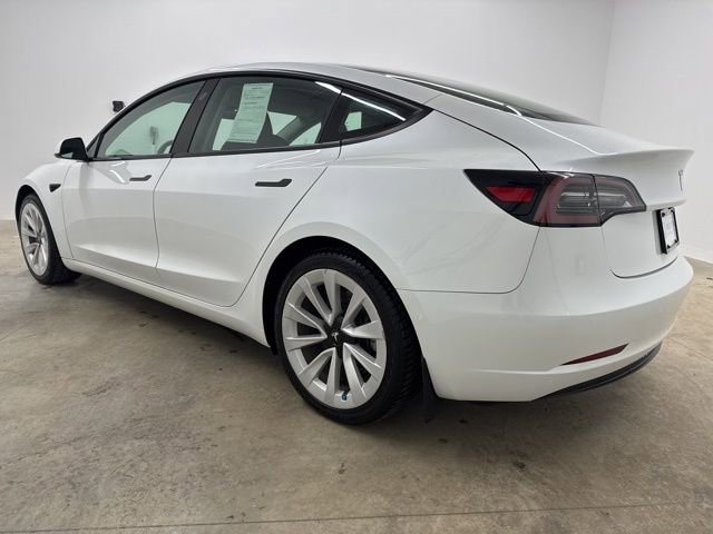 Used 2021 Tesla Model 3 Standard Range Plus image 7
