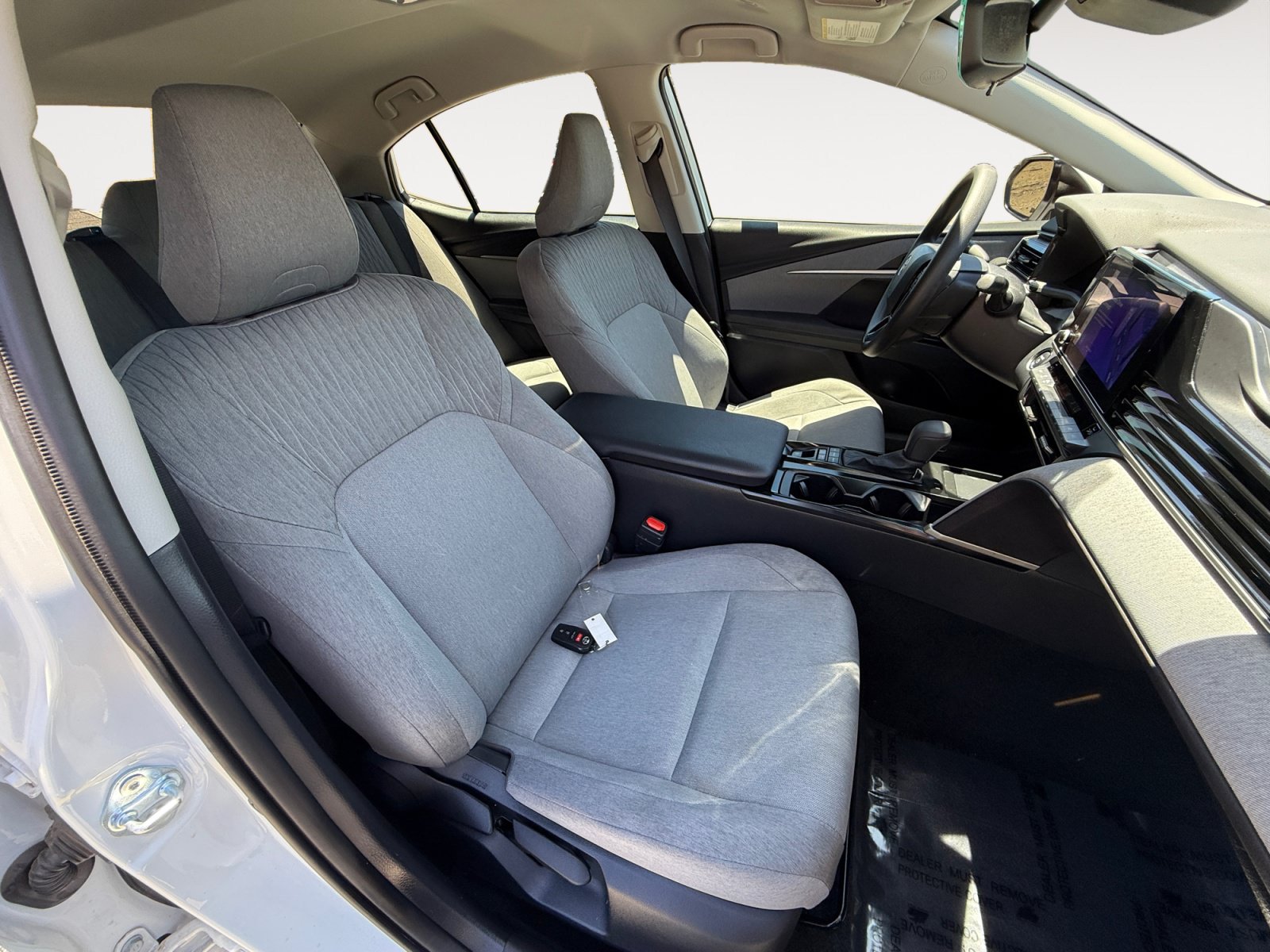 Used 2026 Toyota Camry LE FWD image 19