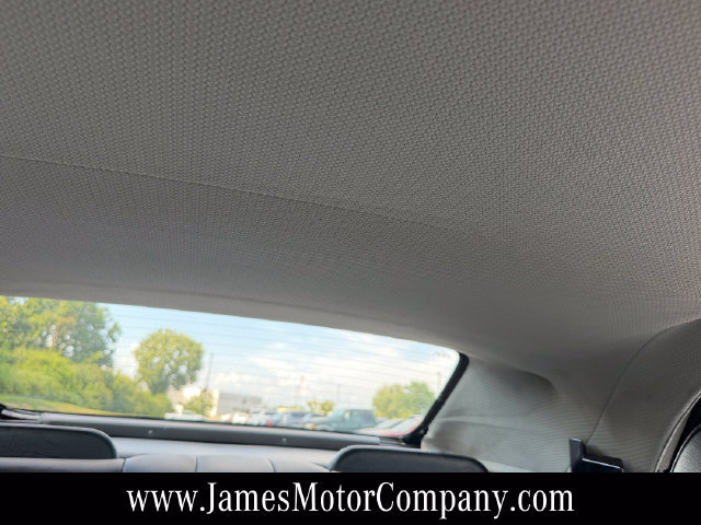 Used 1995 Mercedes-Benz E 320 Convertible image 94
