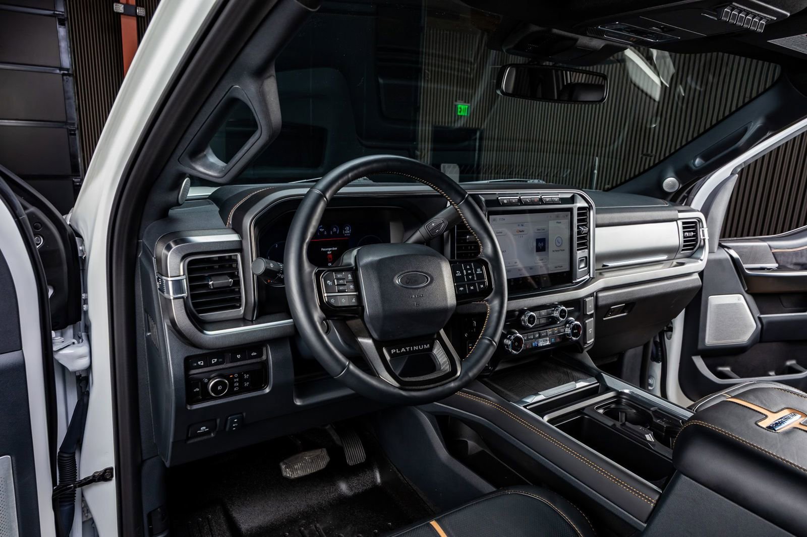 Used 2024 Ford F350 Platinum image 16