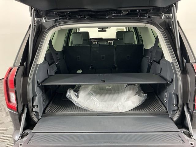 New 2025 Ford Expedition Max Active image 32